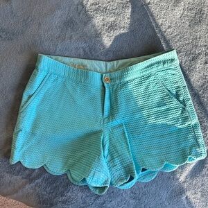 Lilly Pulitzer Scalloped Women Shorts Size 6
